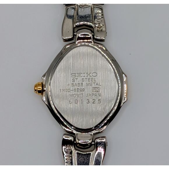 Seiko Ladies Two Tone Quartz Watch 1N00-6E98 Gold Silver Bracelet Working - Picture 6 of 7